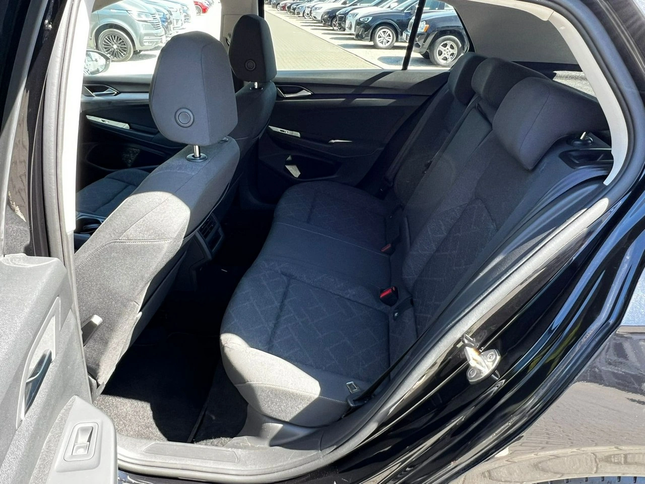 Volkswagen Golf - Zdjęcie 15