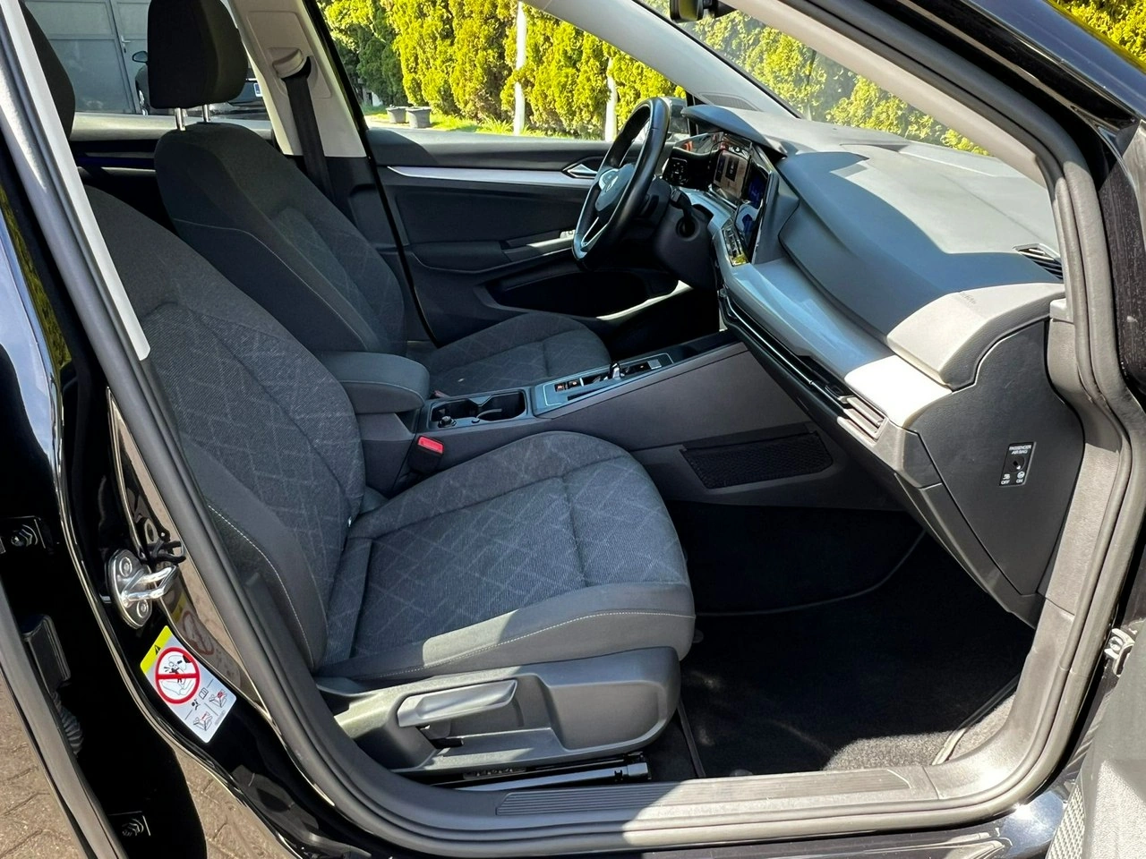 Volkswagen Golf - Zdjęcie 18