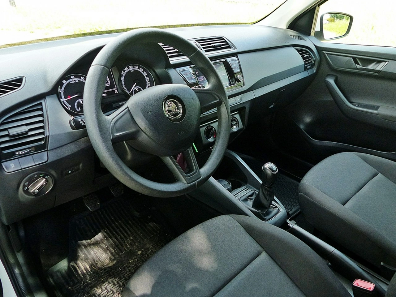 Skoda Fabia - Zdjęcie 18