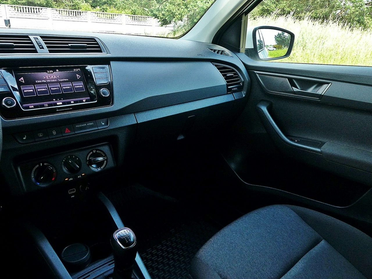 Skoda Fabia - Zdjęcie 34