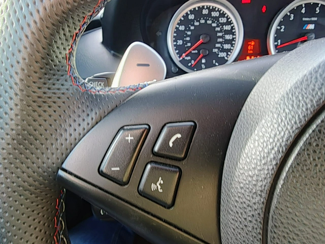 BMW M6 - Zdjęcie 11