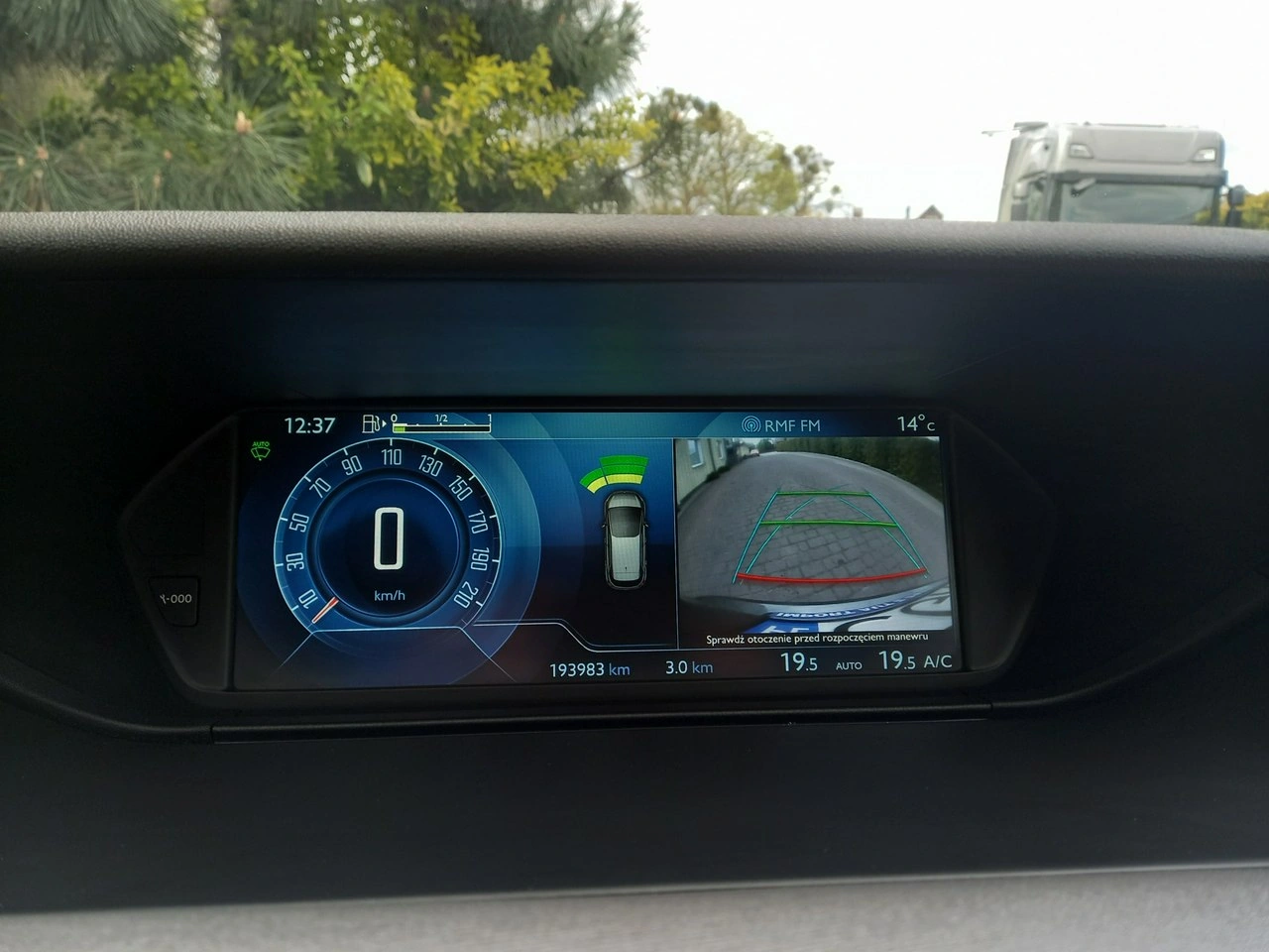 Citroën C4 Picasso - Zdjęcie 35