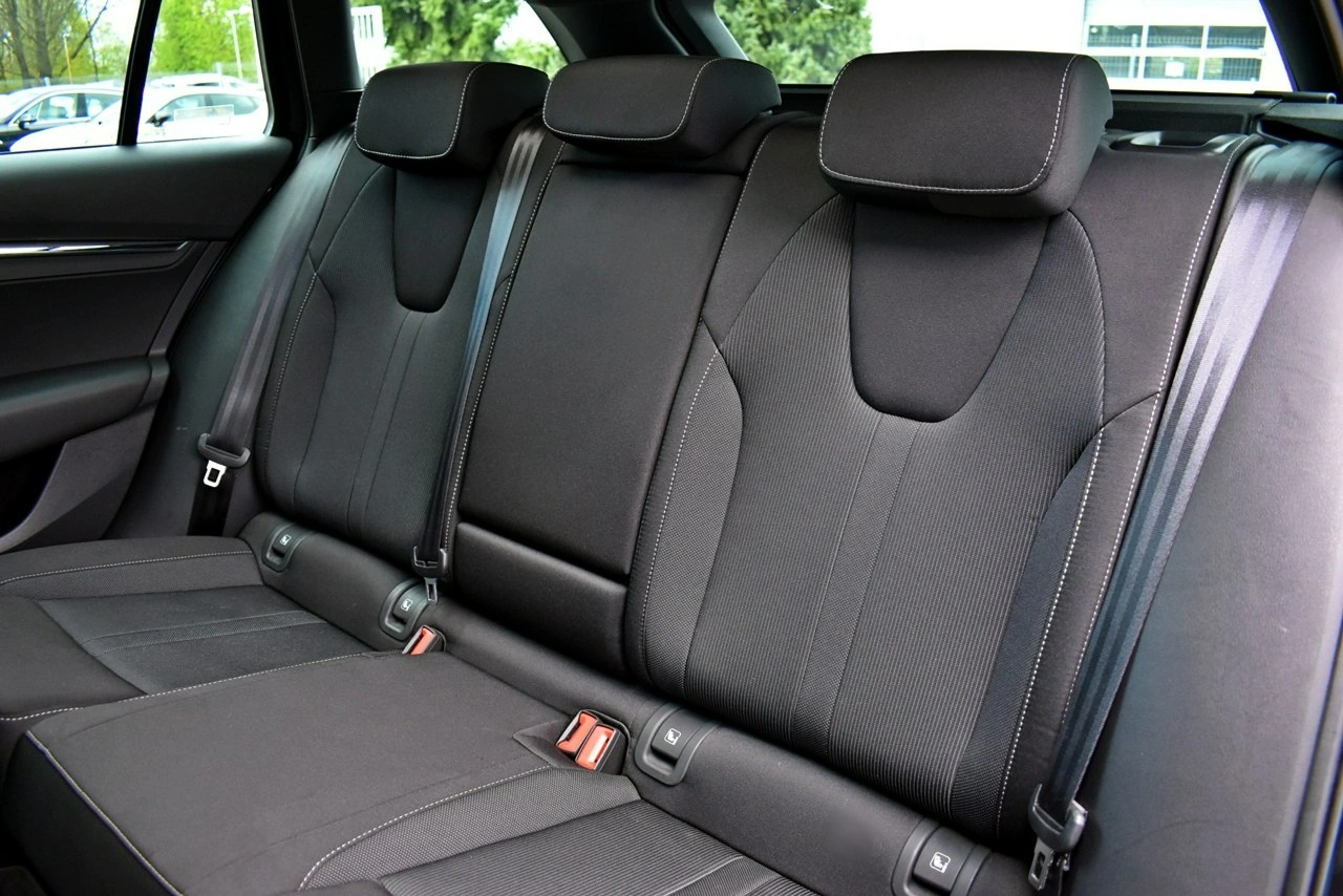 Skoda Octavia - Zdjęcie 12