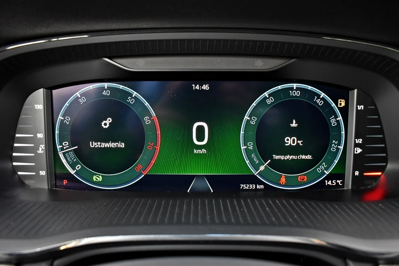 Skoda Octavia - Zdjęcie 16