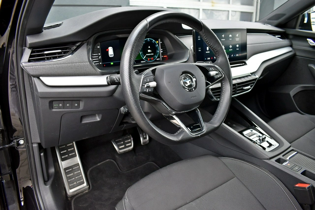 Skoda Octavia - Zdjęcie 8