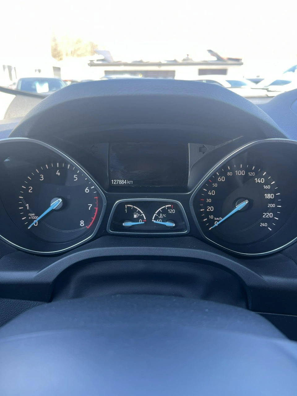 Ford Kuga - Zdjęcie 21