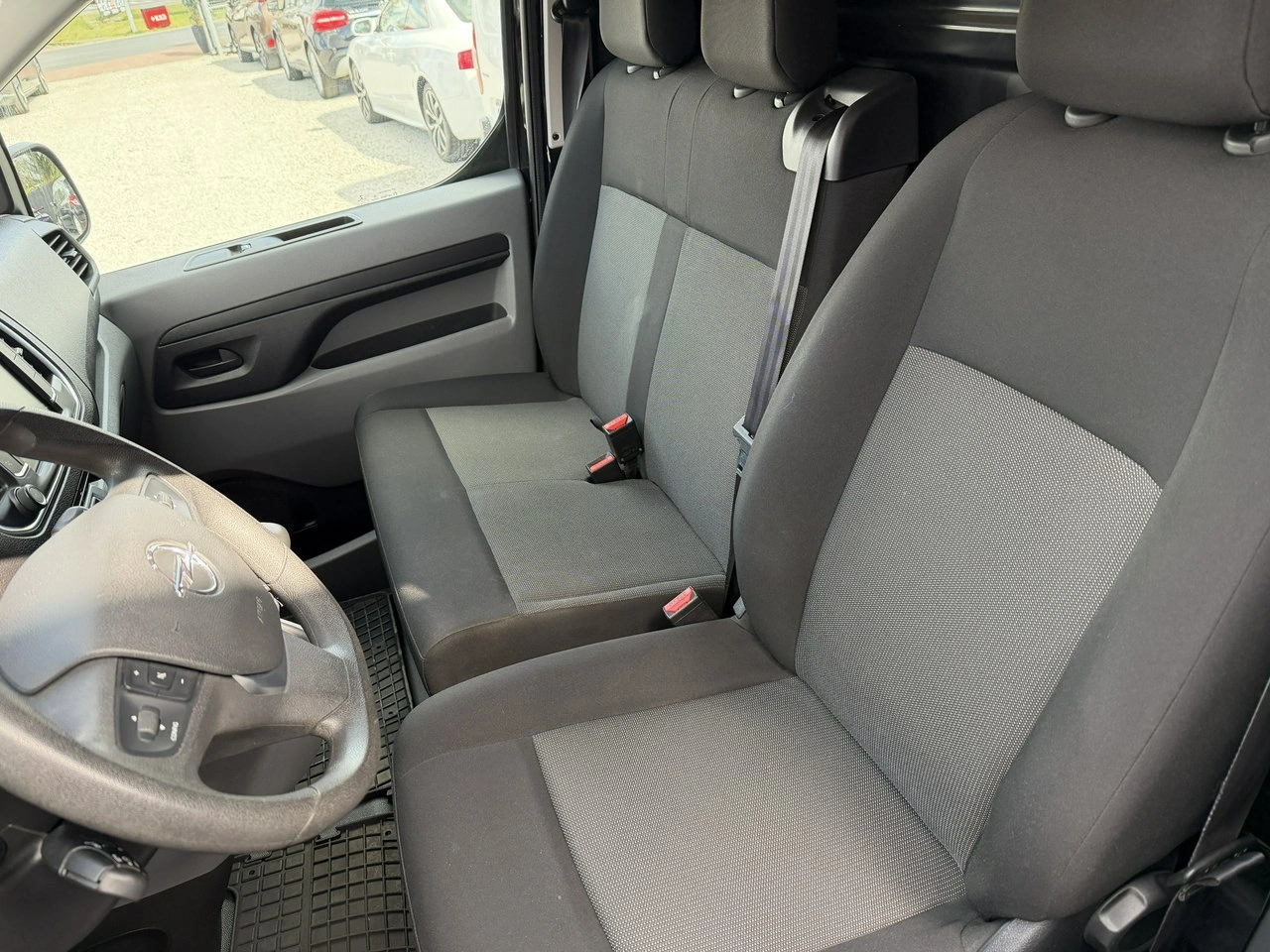 Opel Vivaro - Zdjęcie 13