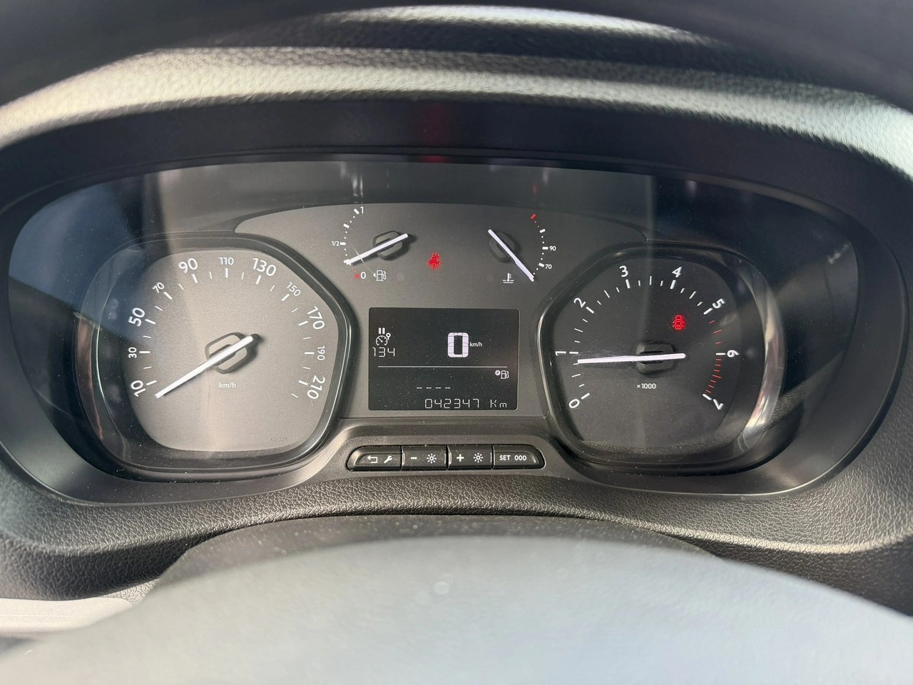 Opel Vivaro - Zdjęcie 18