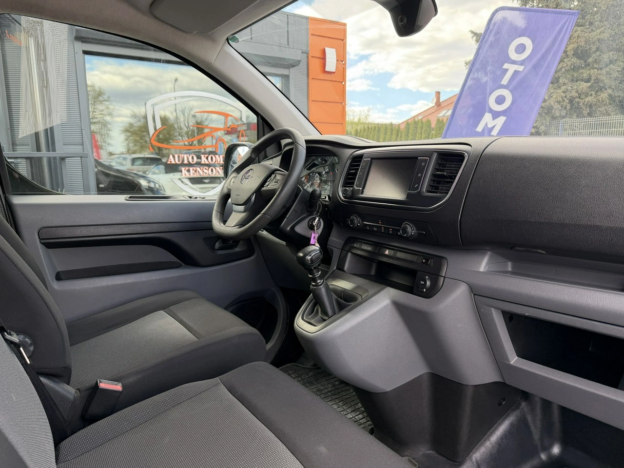 Opel Vivaro - Zdjęcie 25