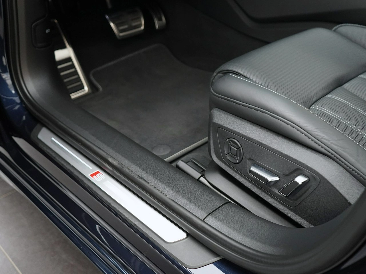 Audi A6 - Zdjęcie 15