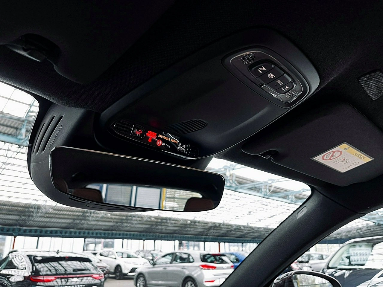 Volvo XC 40 - Zdjęcie 23