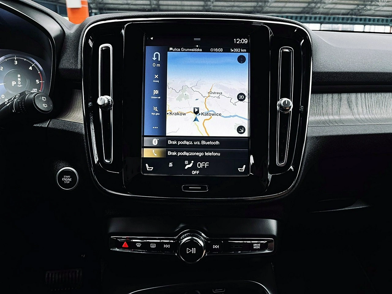 Volvo XC 40 - Zdjęcie 48