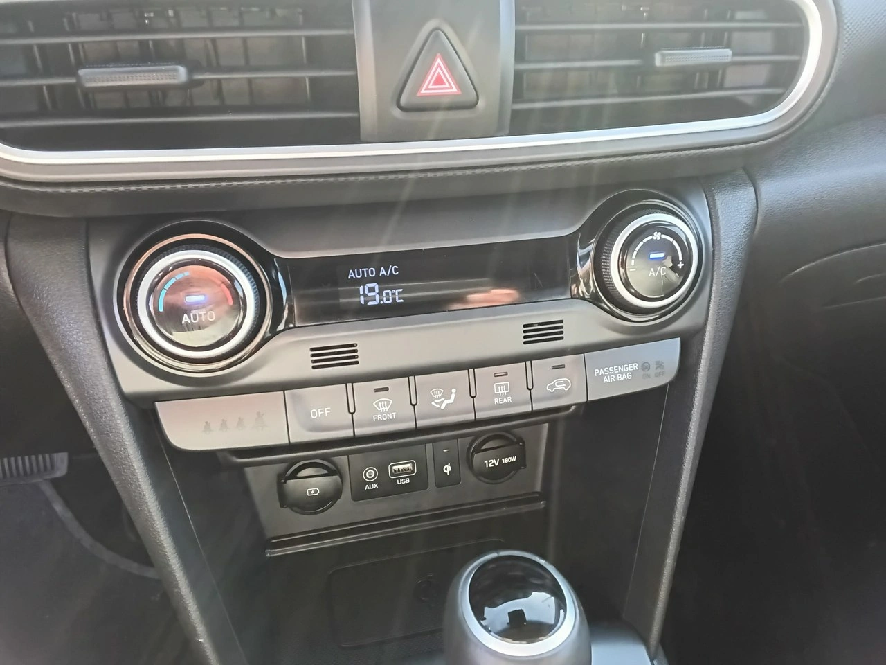 Hyundai Kona - Zdjęcie 16