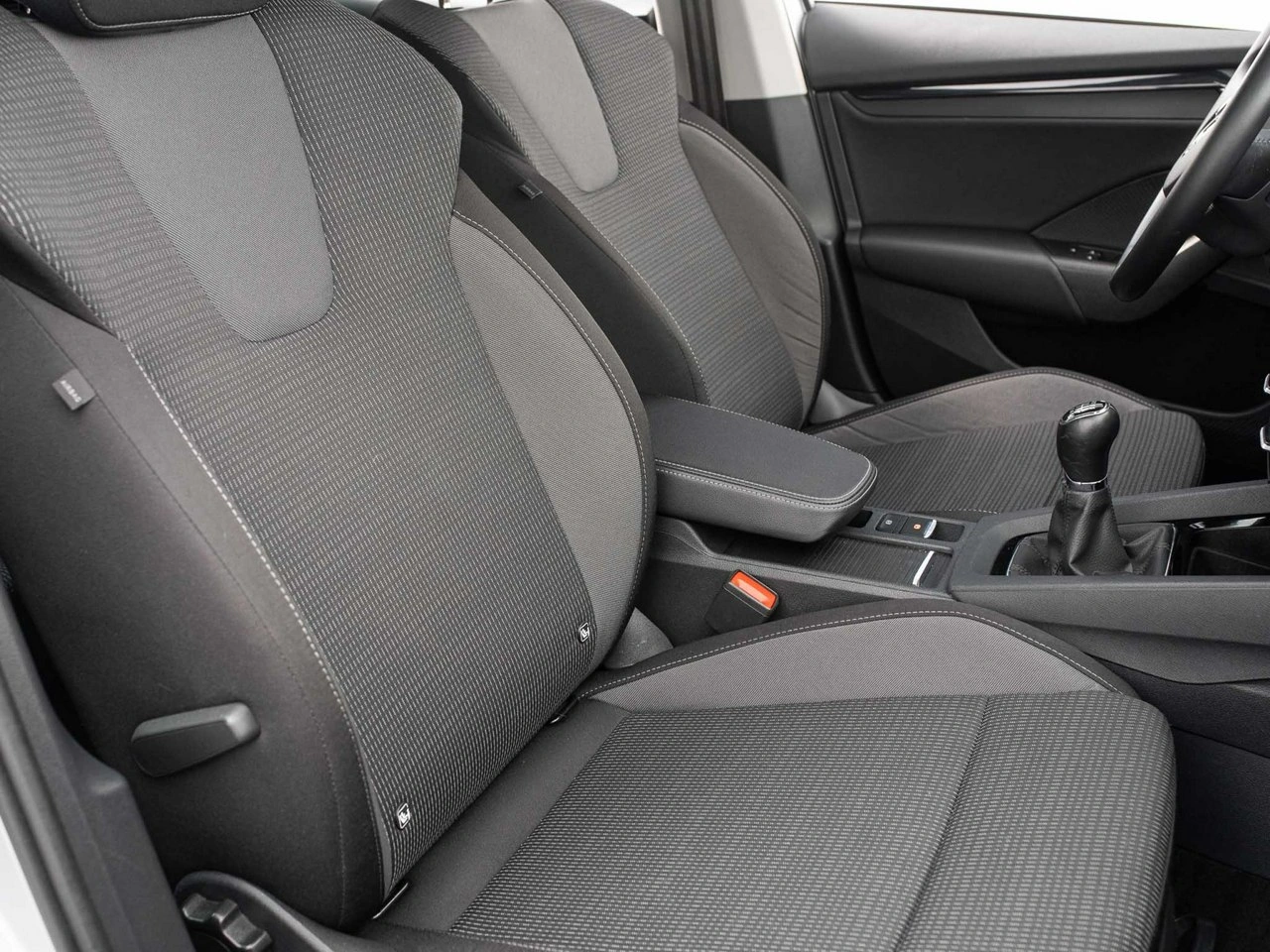 Skoda Octavia - Zdjęcie 26