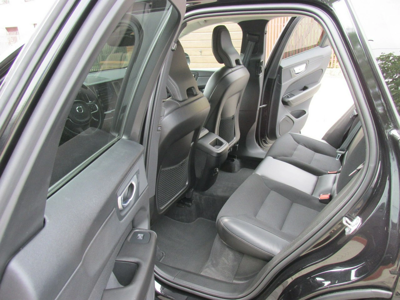 Volvo XC 60 - Zdjęcie 9