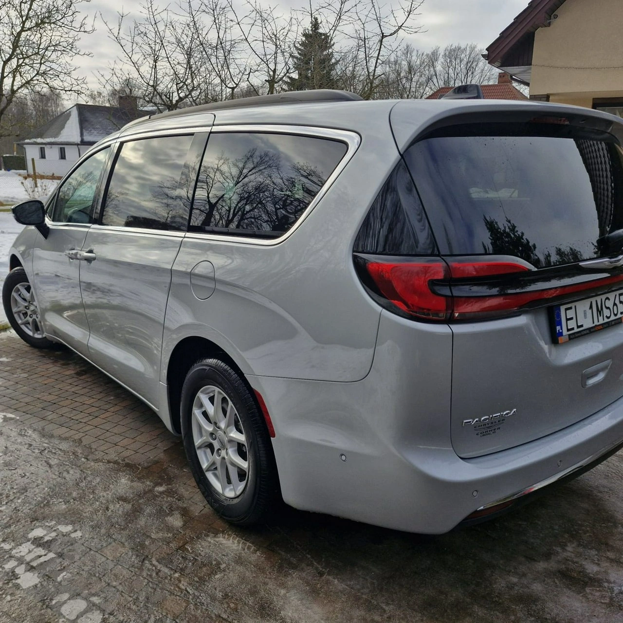 Chrysler Pacifica - Zdjęcie 4