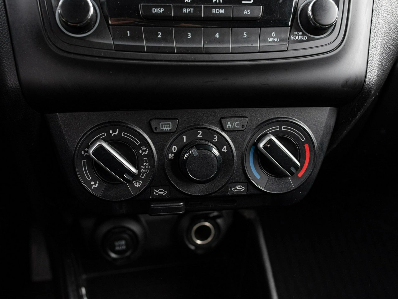 Suzuki Swift - Zdjęcie 15