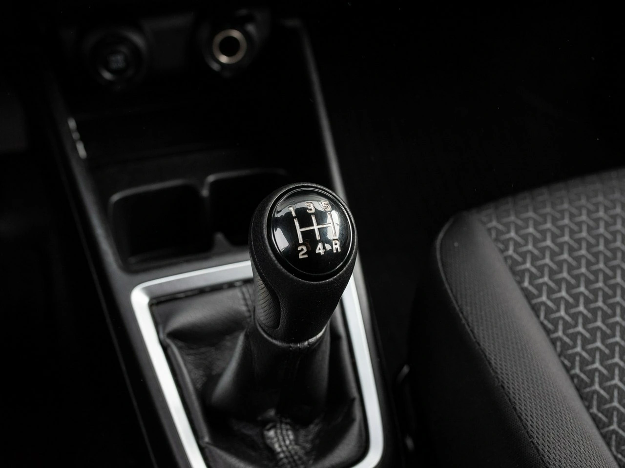 Suzuki Swift - Zdjęcie 16