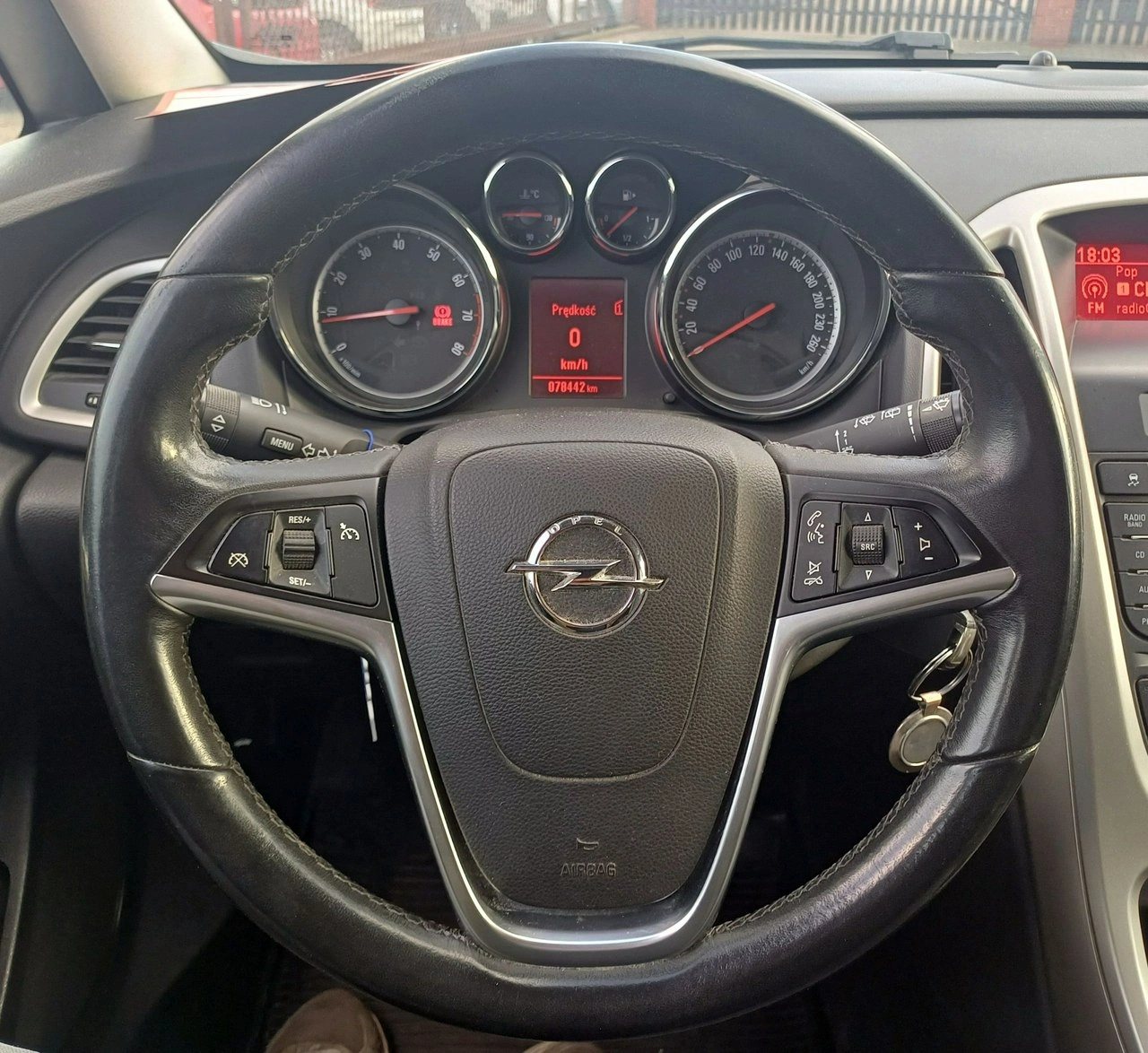 Opel Astra - Zdjęcie 11