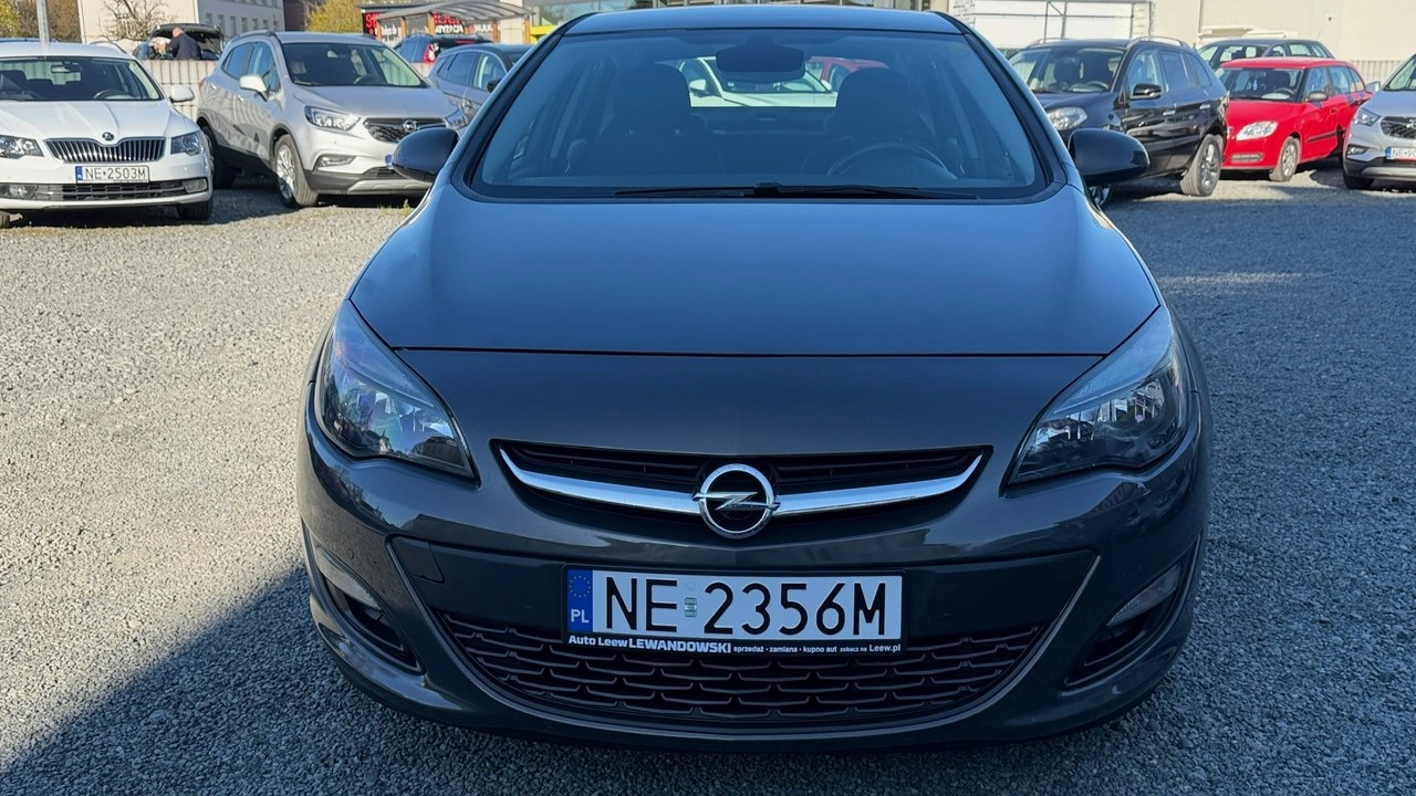 Opel Astra - Zdjęcie 9