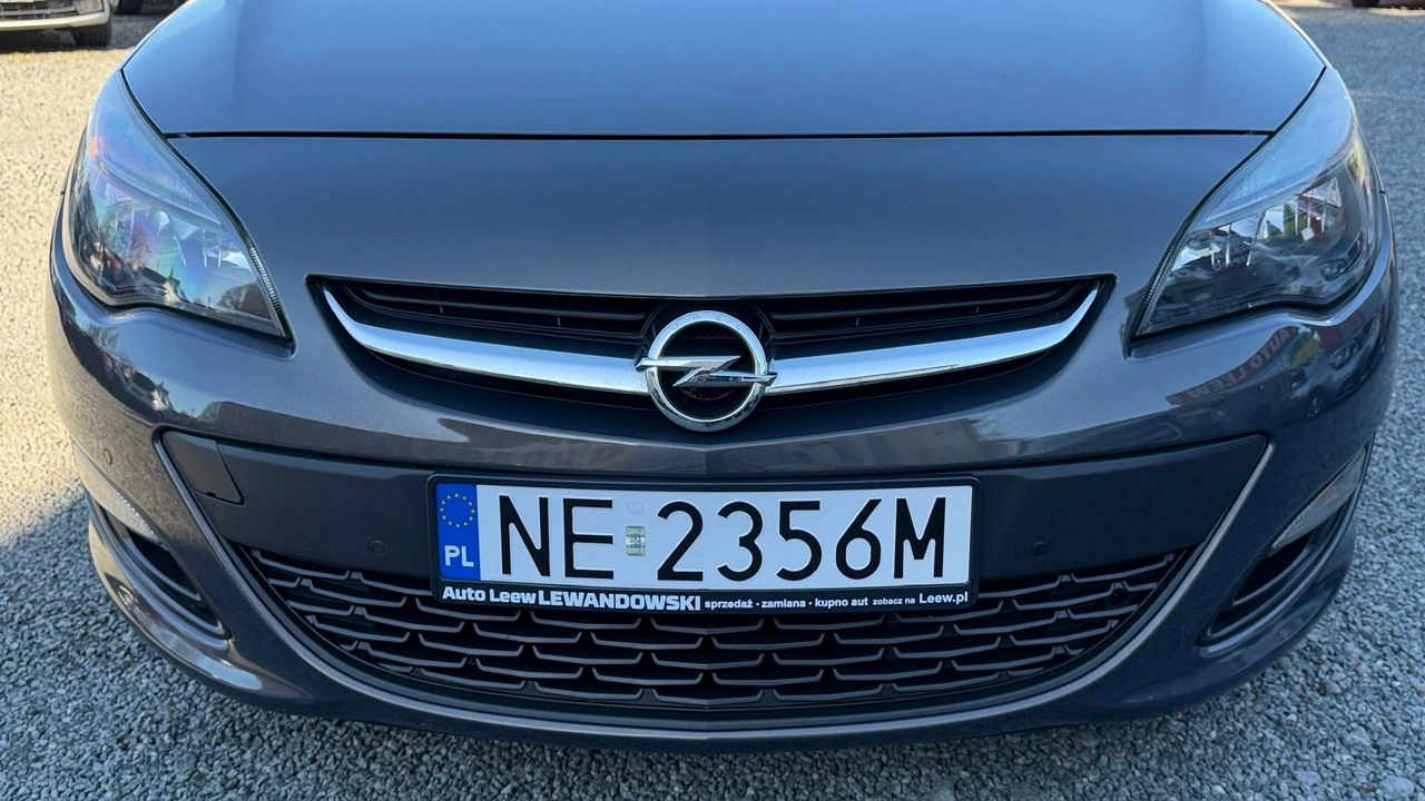 Opel Astra - Zdjęcie 10