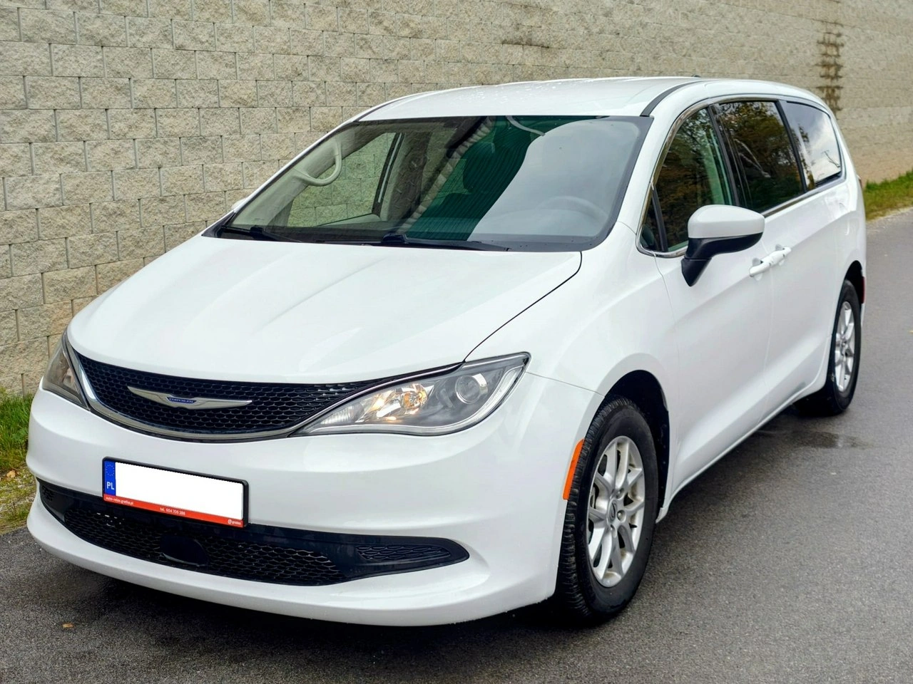 Chrysler Pacifica - Zdjęcie 2