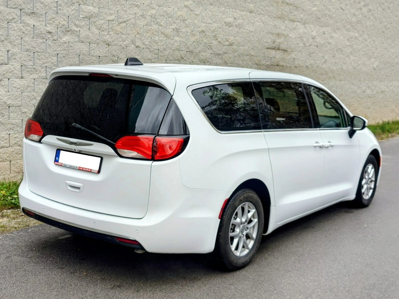 Chrysler Pacifica - Zdjęcie 3