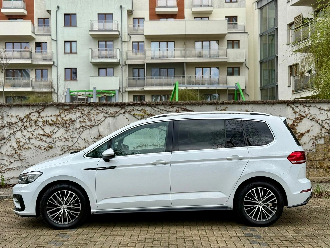 Volkswagen Touran - Zdjęcie 12