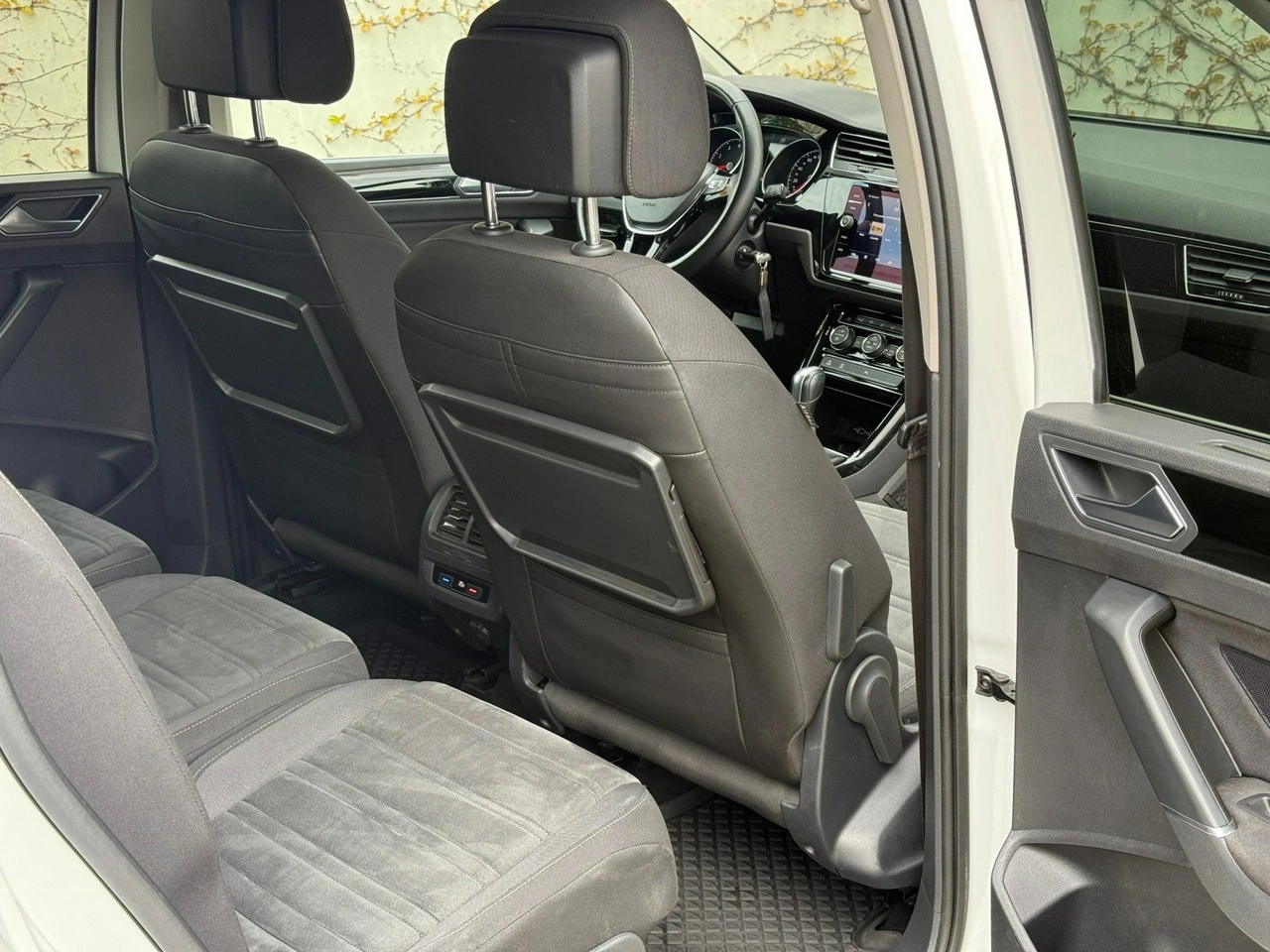 Volkswagen Touran - Zdjęcie 19