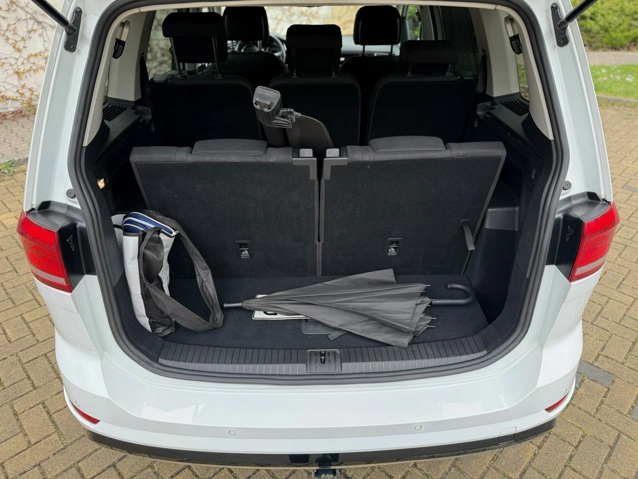 Volkswagen Touran - Zdjęcie 21