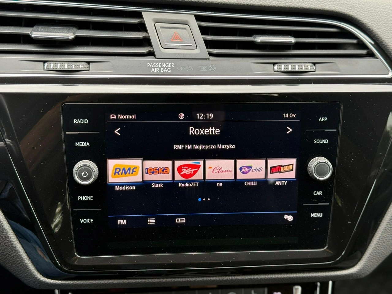 Volkswagen Touran - Zdjęcie 31