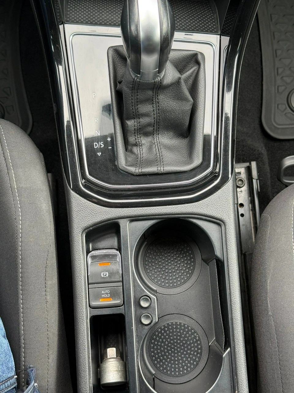 Volkswagen Touran - Zdjęcie 35