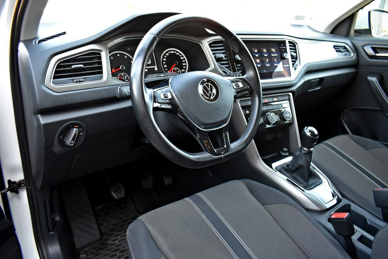 Volkswagen T-Roc - Zdjęcie 9