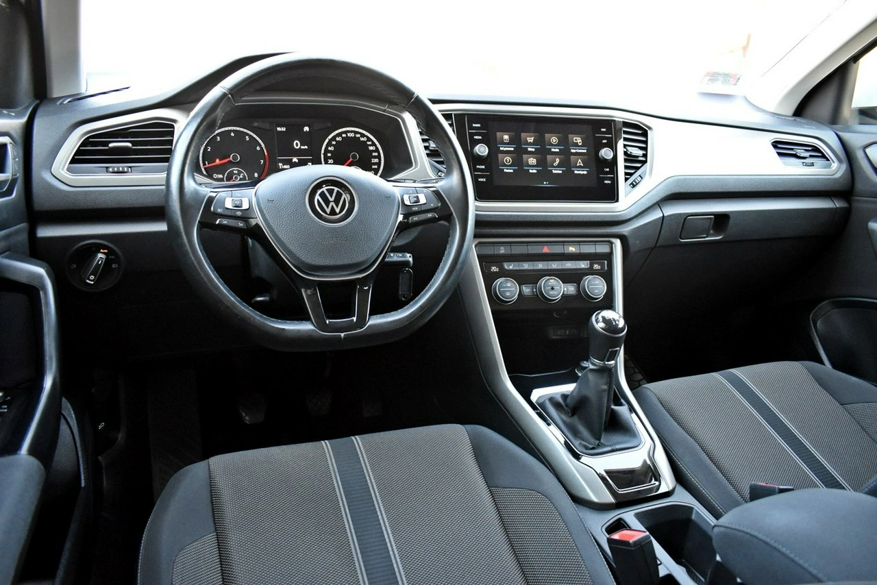 Volkswagen T-Roc - Zdjęcie 12