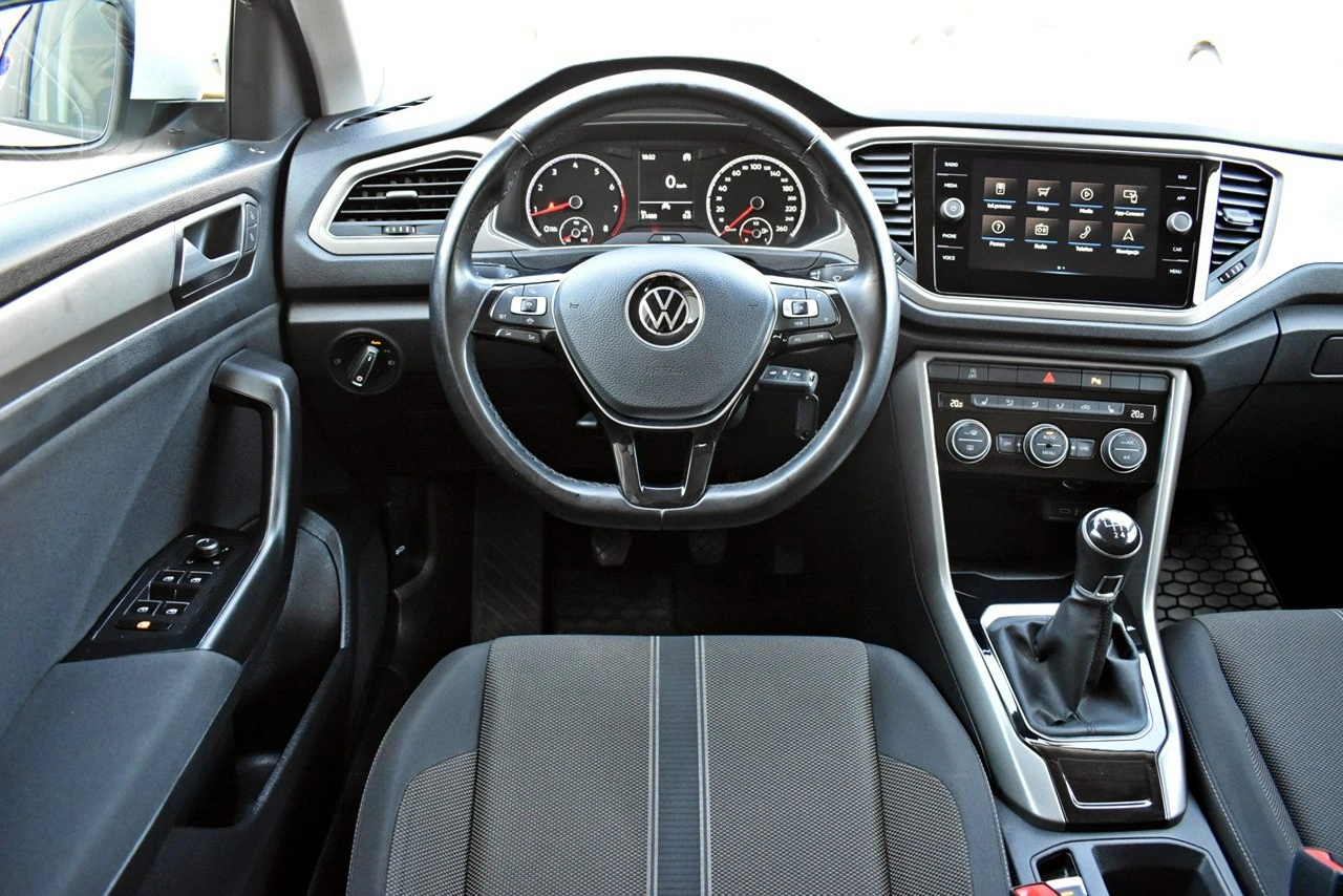 Volkswagen T-Roc - Zdjęcie 13