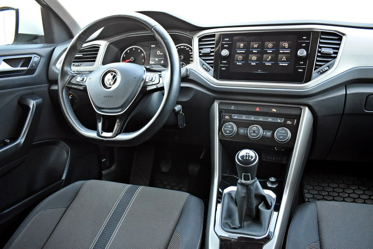 Volkswagen T-Roc - Zdjęcie 16