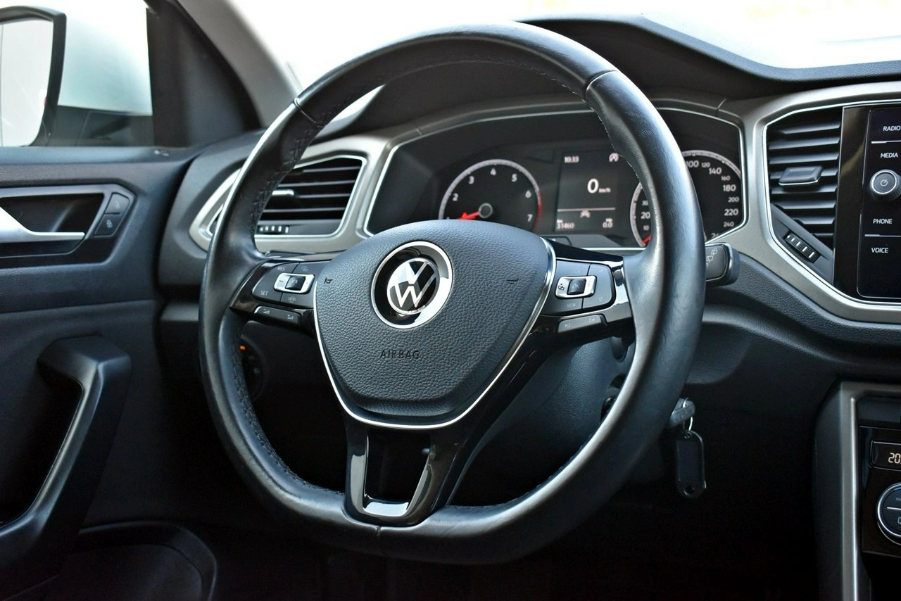 Volkswagen T-Roc - Zdjęcie 17