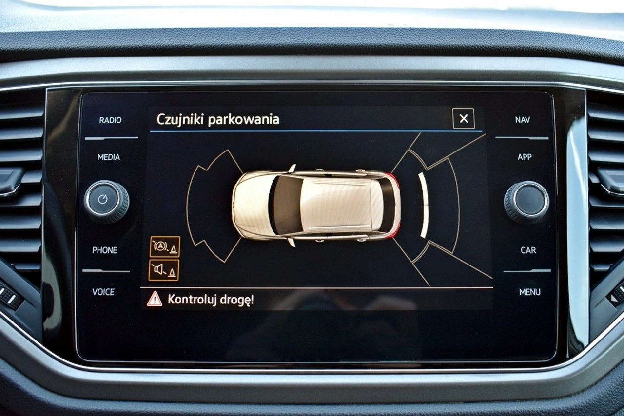 Volkswagen T-Roc - Zdjęcie 19