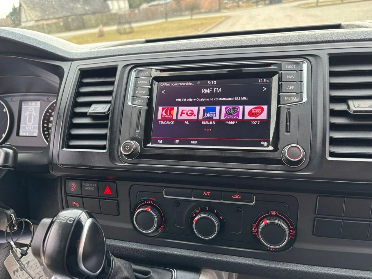 Volkswagen Transporter - Zdjęcie 12