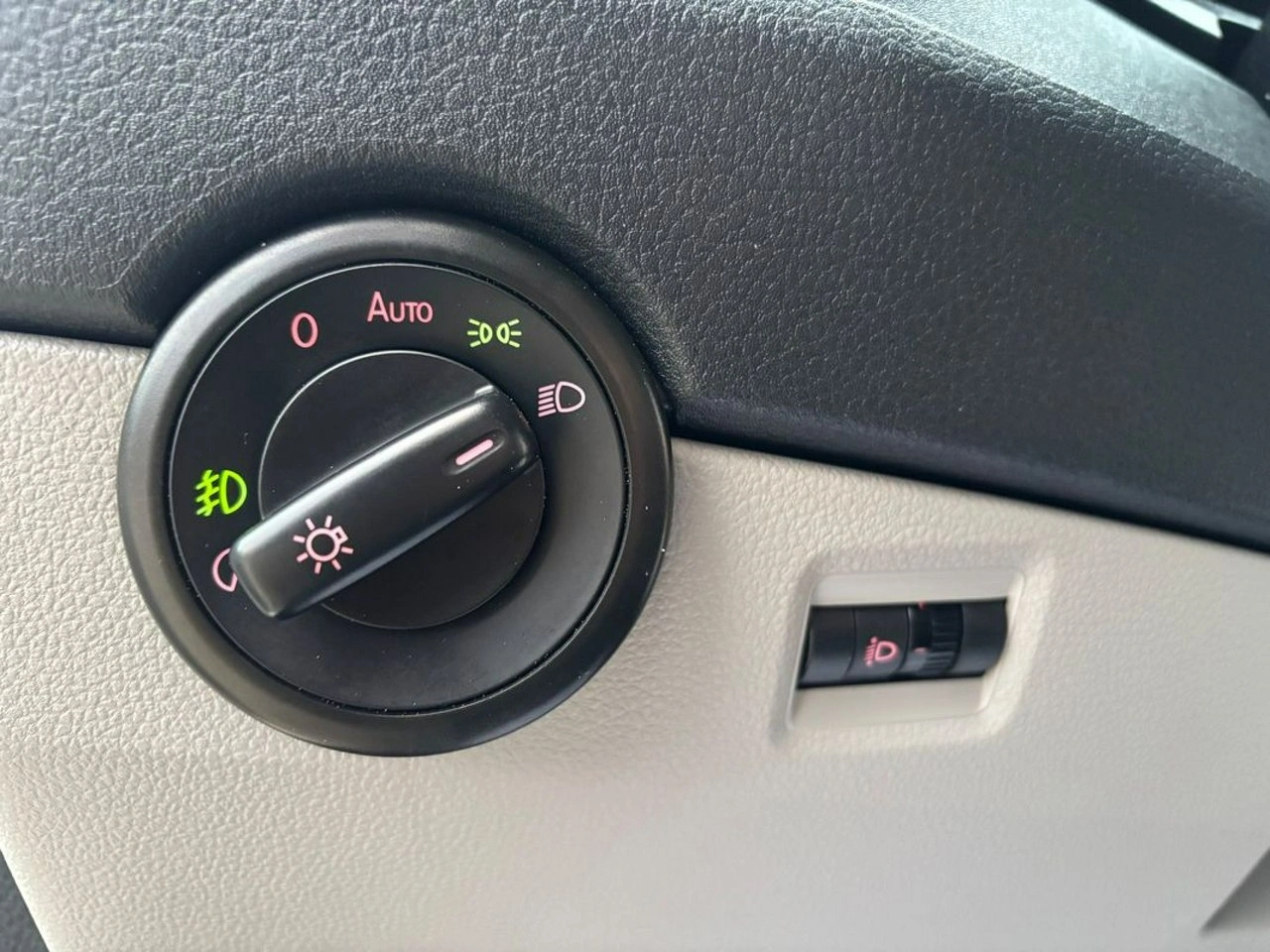 Volkswagen Transporter - Zdjęcie 13