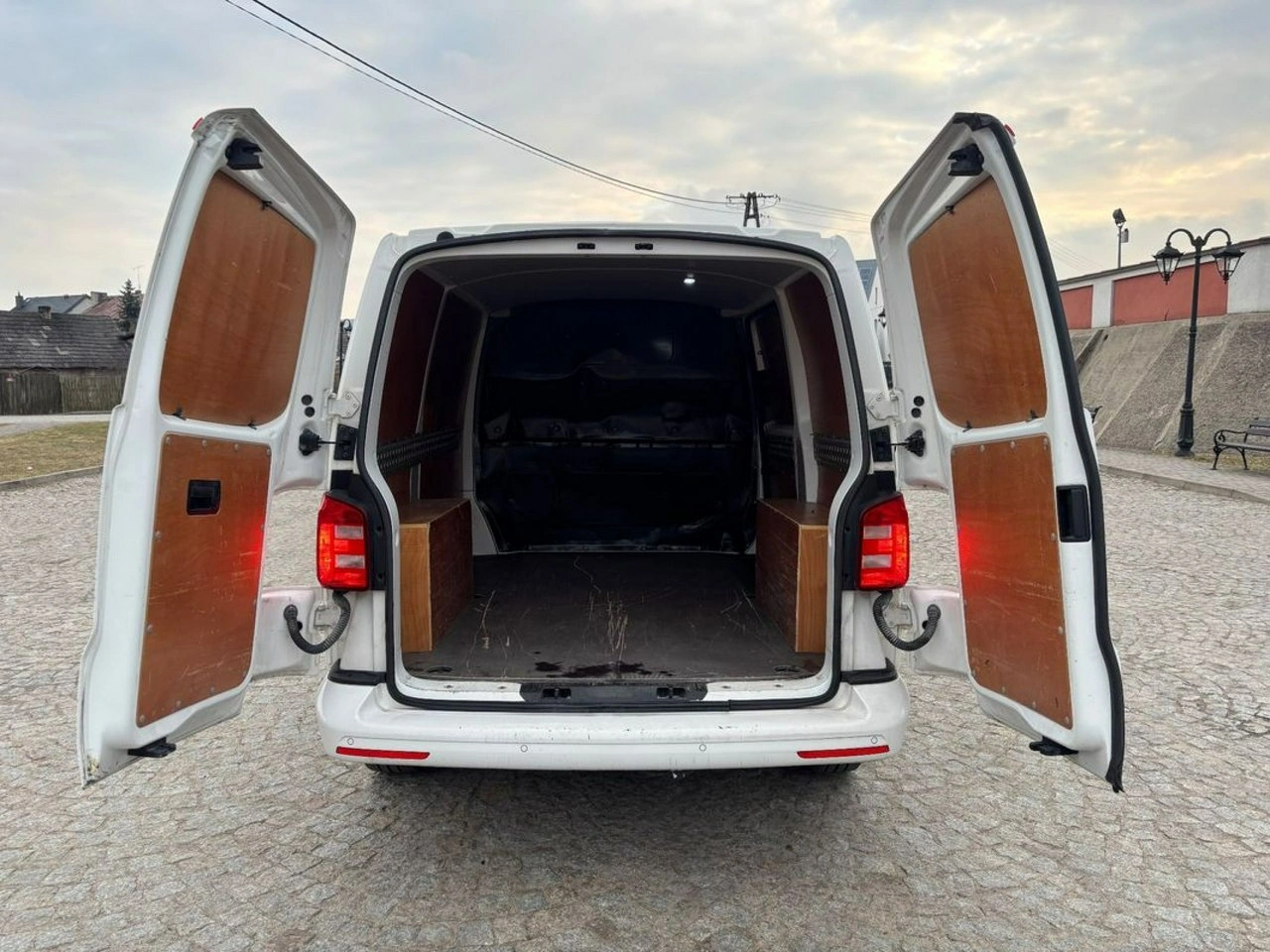 Volkswagen Transporter - Zdjęcie 22