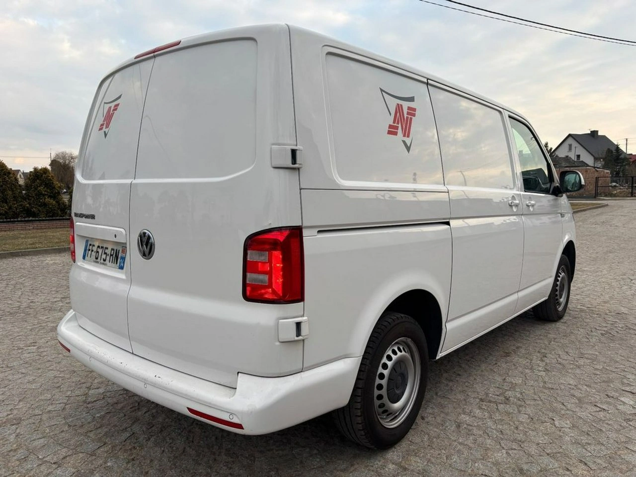 Volkswagen Transporter - Zdjęcie 35