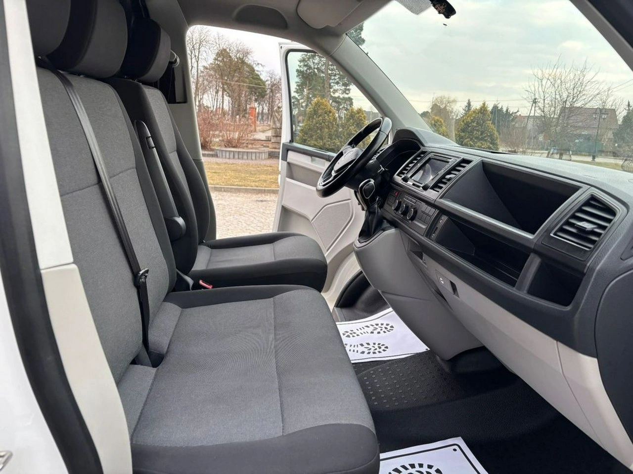 Volkswagen Transporter - Zdjęcie 8