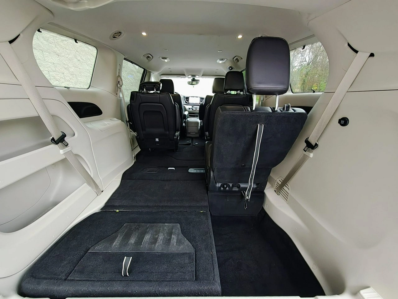 Chrysler Pacifica - Zdjęcie 20