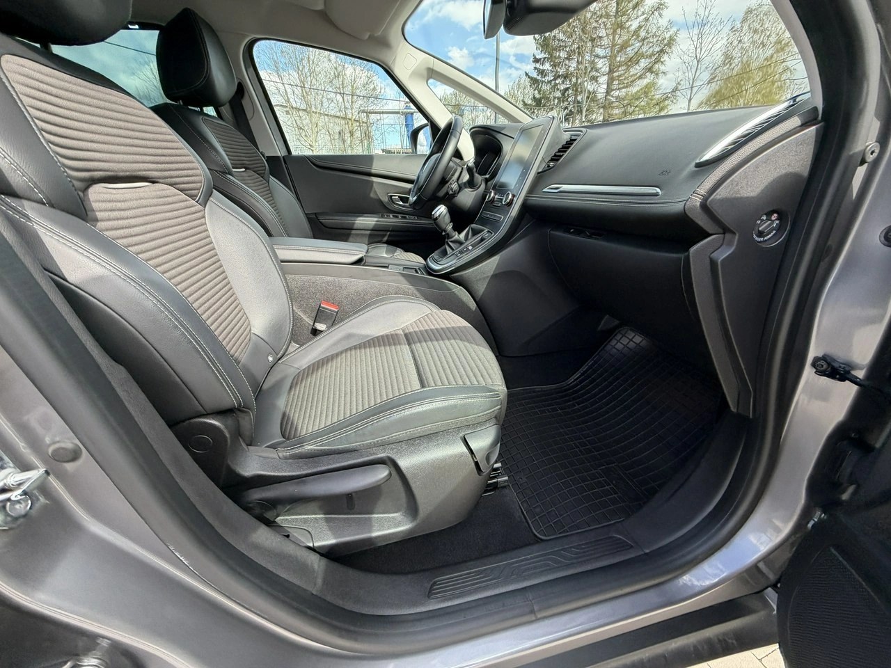 Renault Scenic - Zdjęcie 36