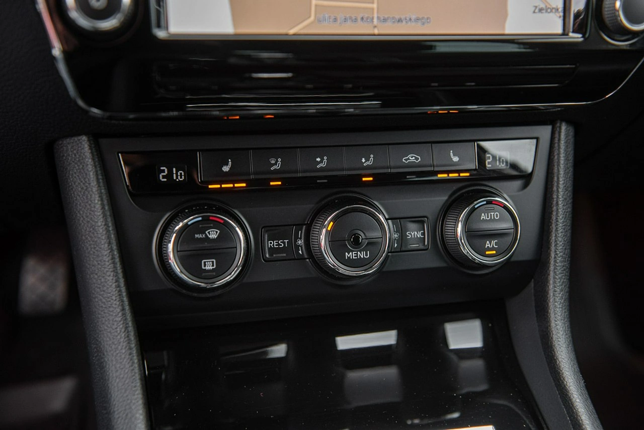 Skoda Superb - Zdjęcie 21