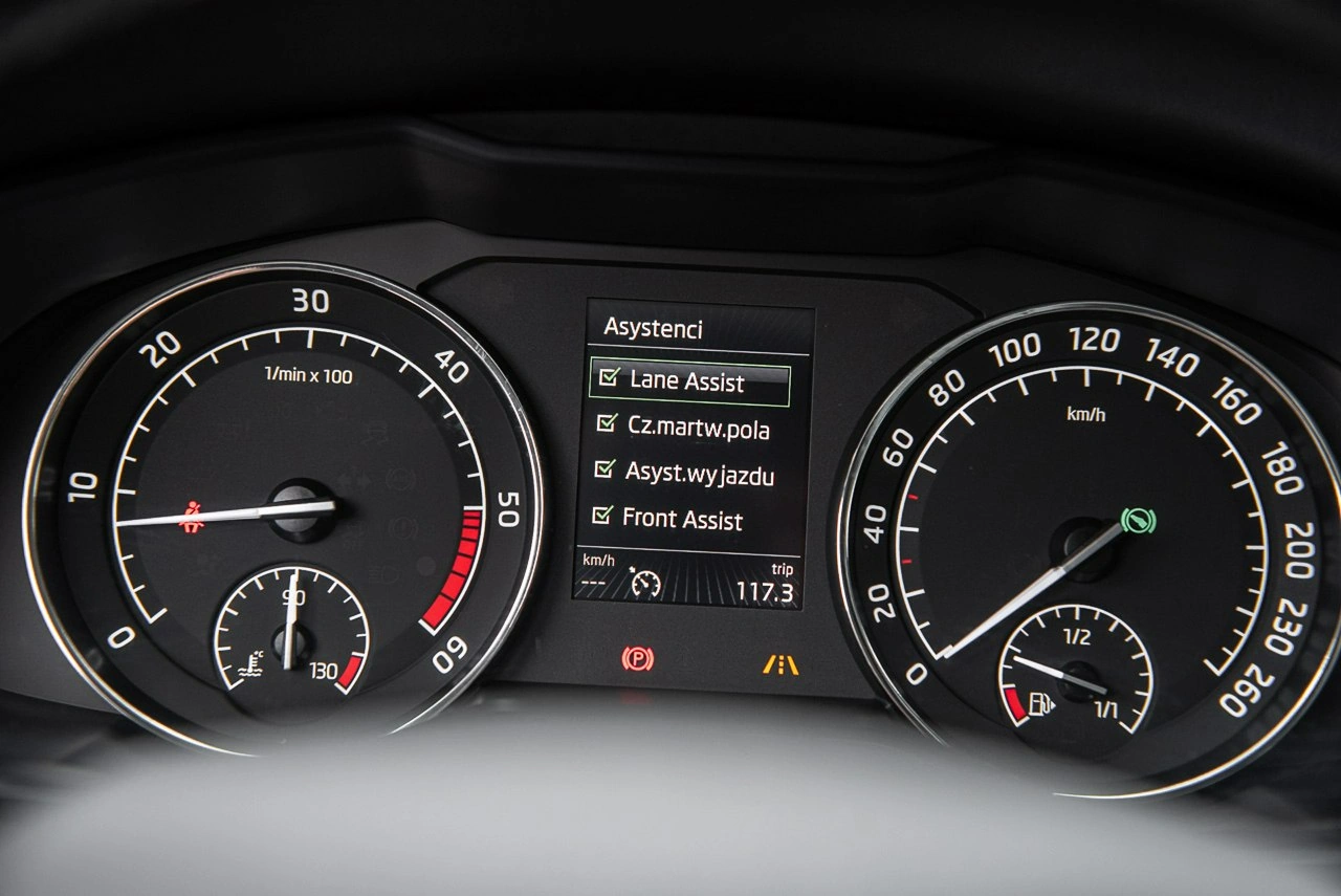 Skoda Superb - Zdjęcie 29