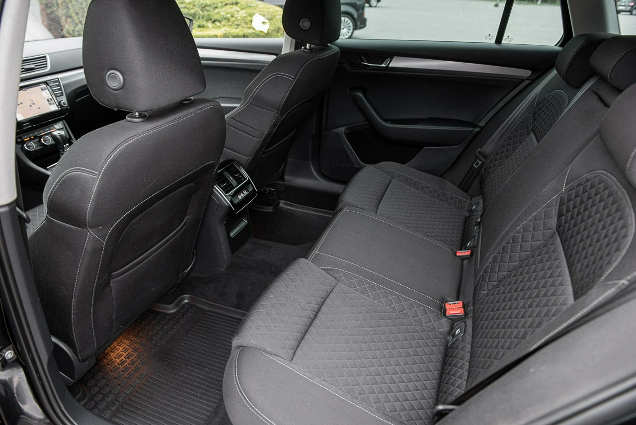 Skoda Superb - Zdjęcie 6