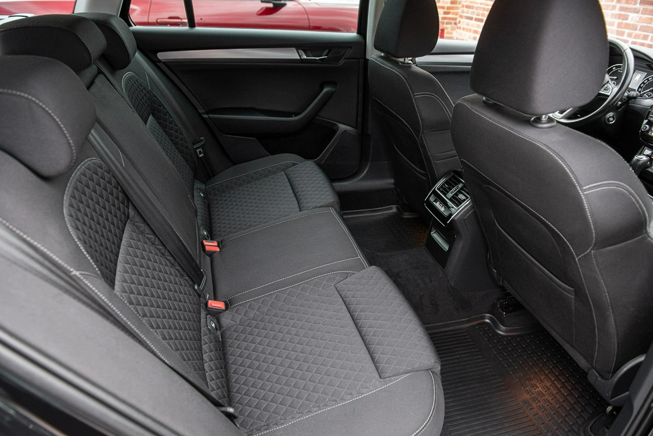 Skoda Superb - Zdjęcie 7