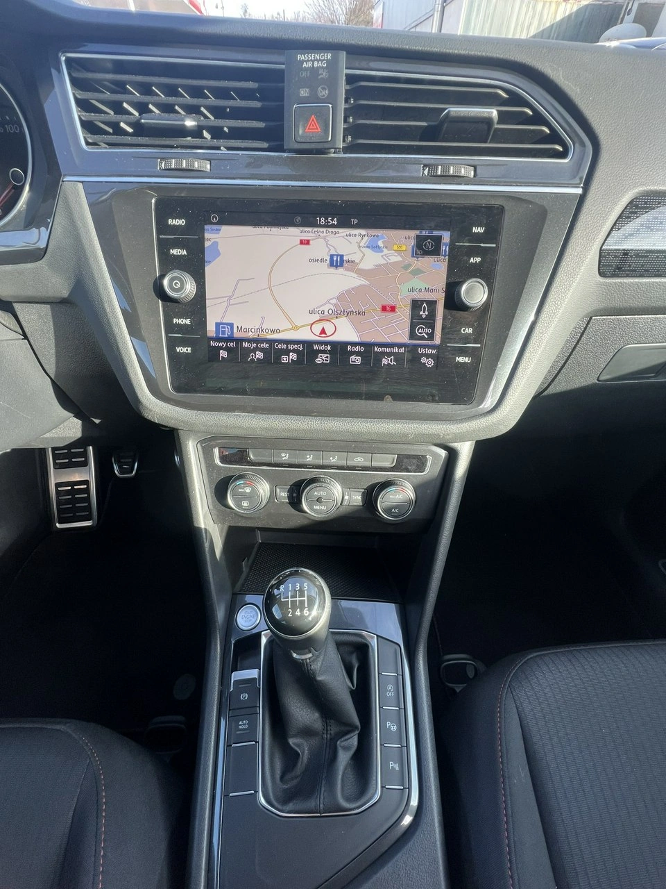 Volkswagen Tiguan - Zdjęcie 11